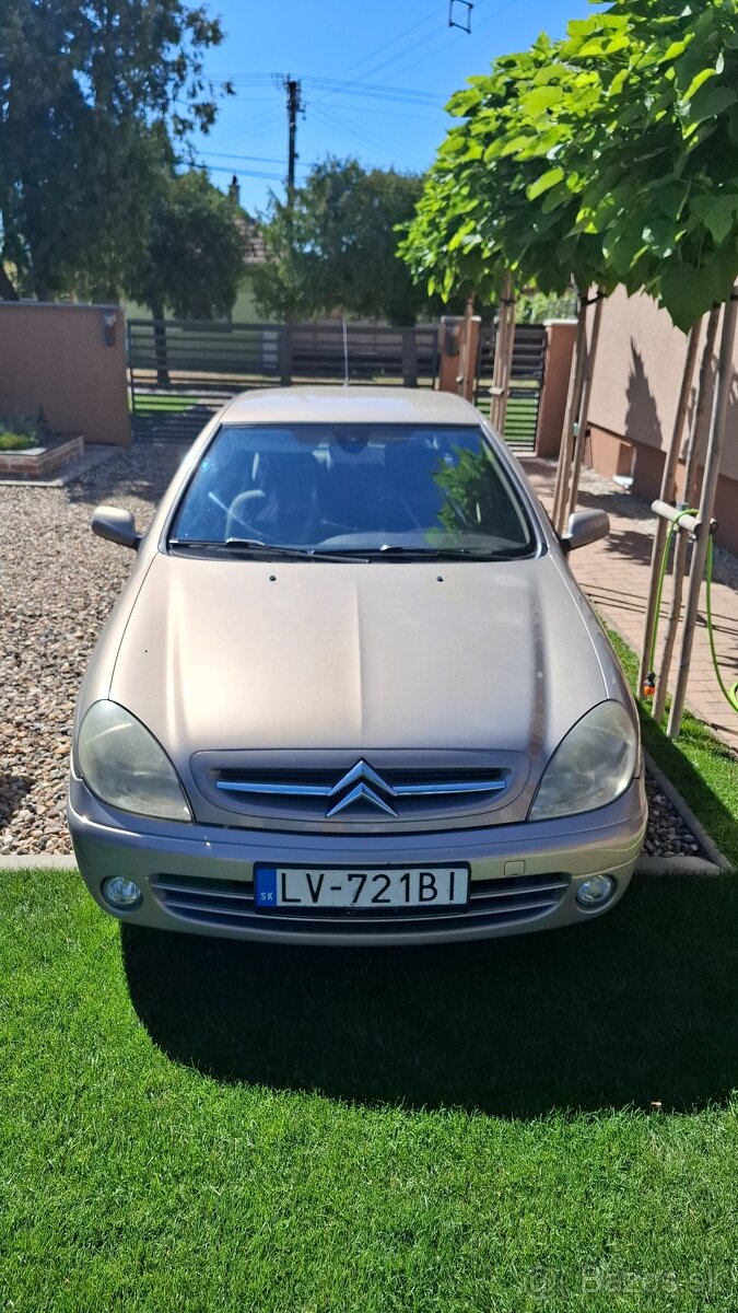 Citroen Xsara 1,6i - 8