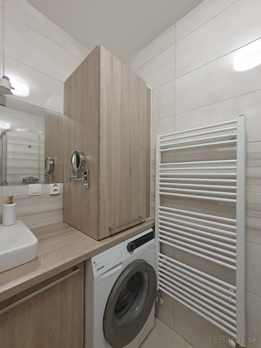 Prenajom moderneho 2-izboveho bytu s terasou a parkovacim mi - 8