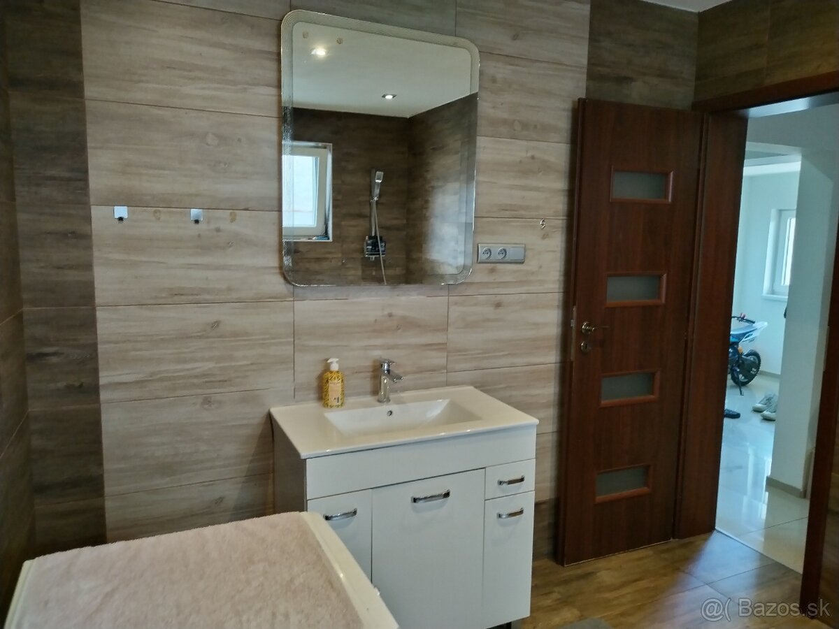 Predaj:4-izbový RODINNÝ DOM, pozemok 792 m2, Sučany - 8