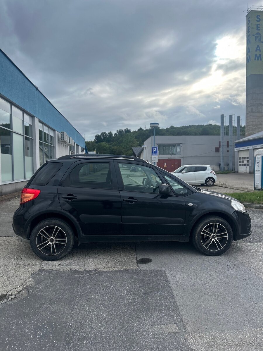 Suzuki SX4 4x4 - 8