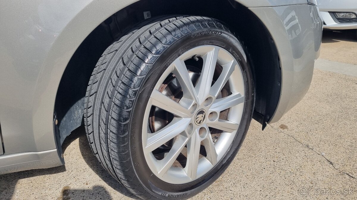 Škoda Octavia 1,6TDi 81kW Style - 8