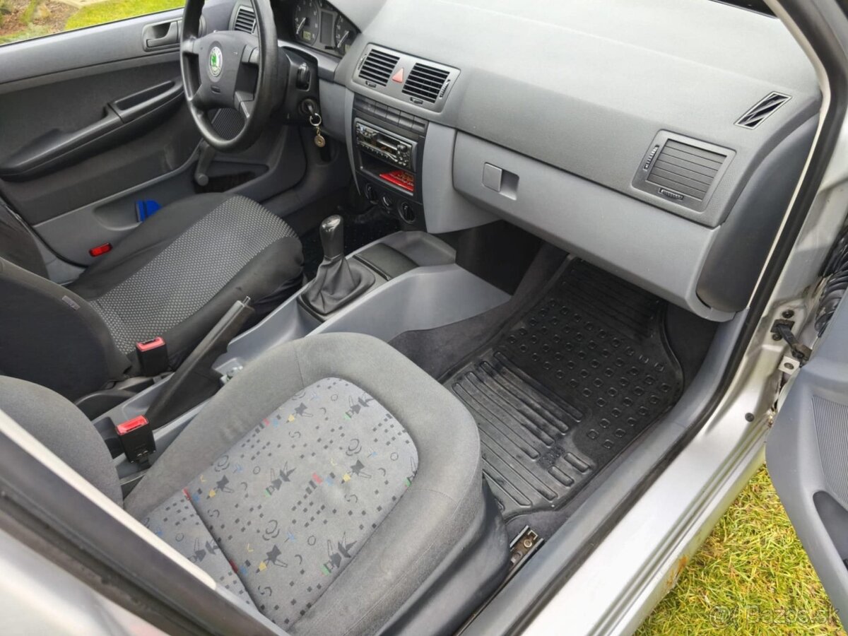 Škoda Fabia 1.4 Classic 50kW68HP M5 - 8