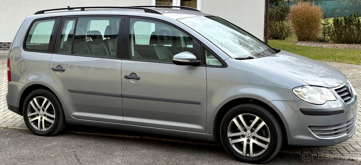 VOLKSWAGEN TOURAN 1.9 TDI 77KW BEZ DPF 2010 7 MIEST - 8