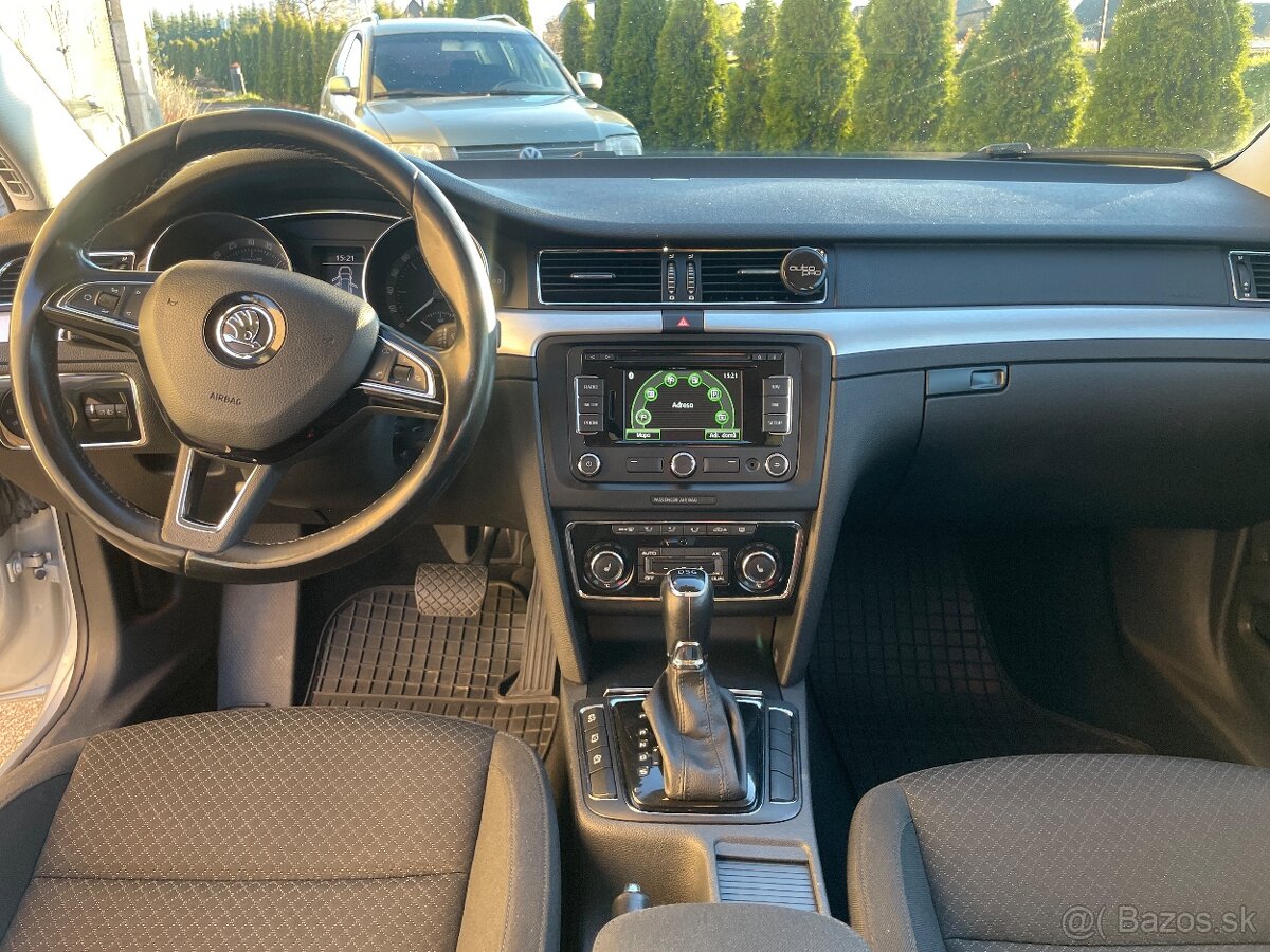 Superb 2 combi 2.0 tdi 103kW - 8