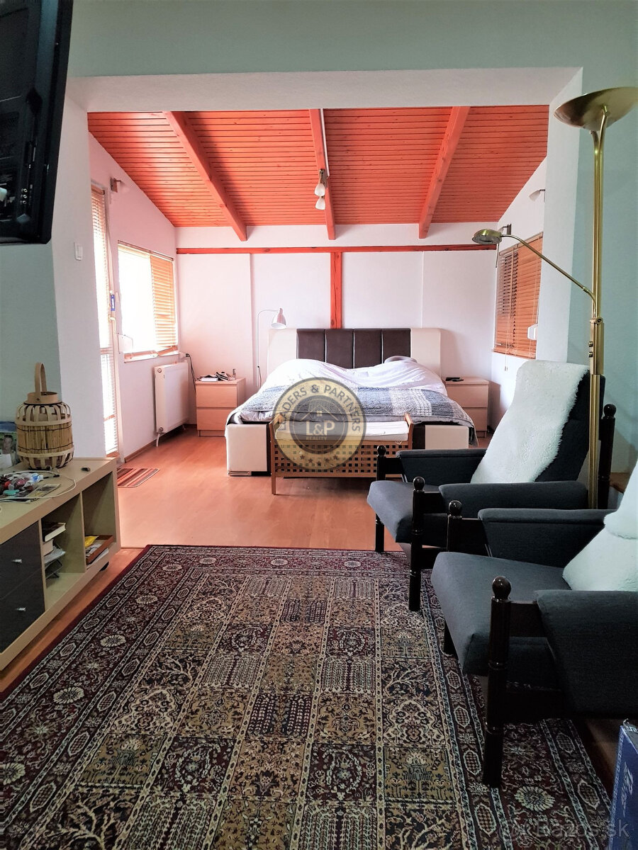 PREDAJ 5izbový rodinný dom Rajka - 8