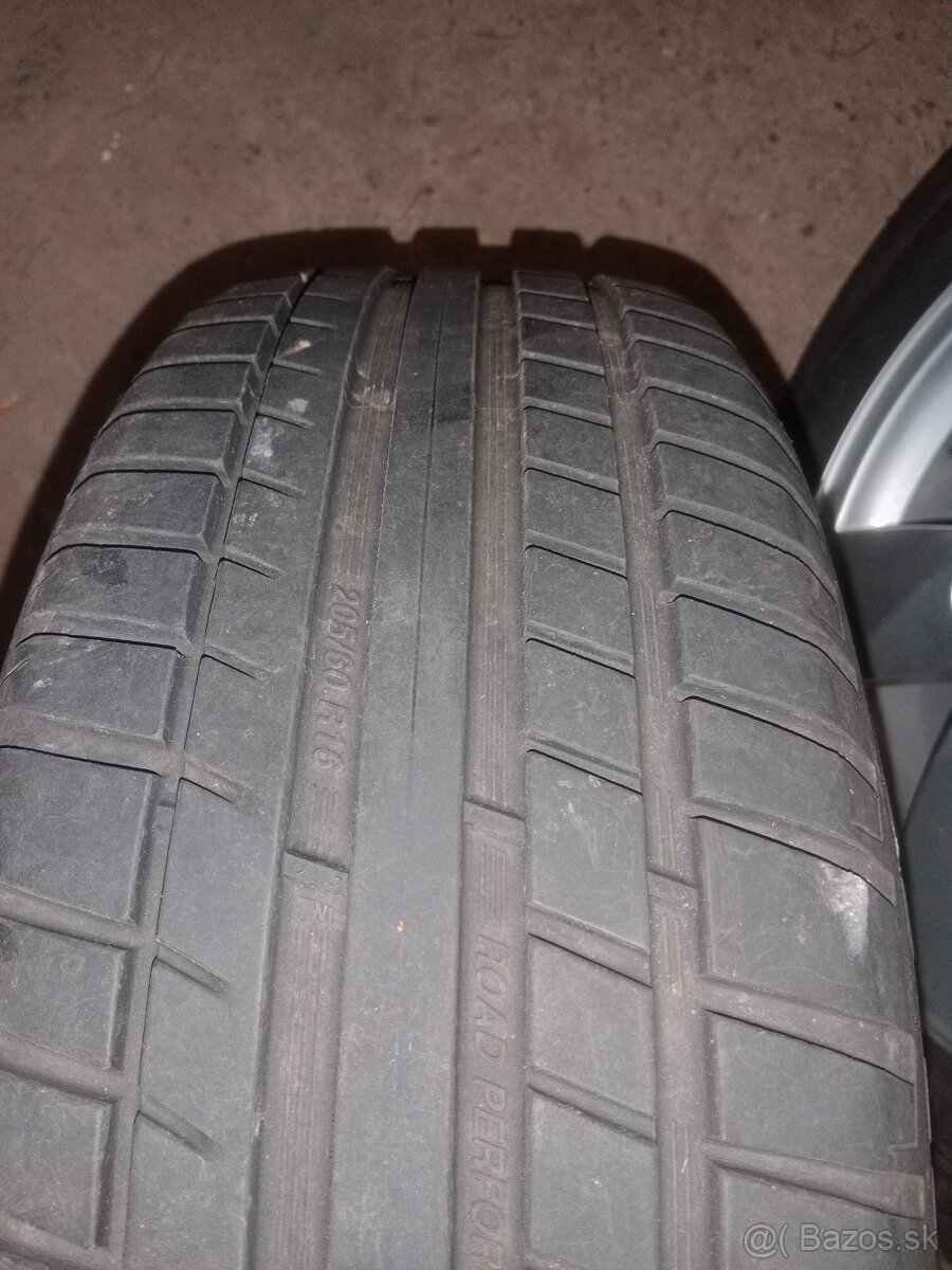 Disky Renault Proteus s pneumatikami - 8