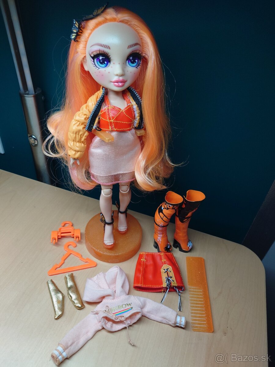 13x bábiky Rainbow High - 8