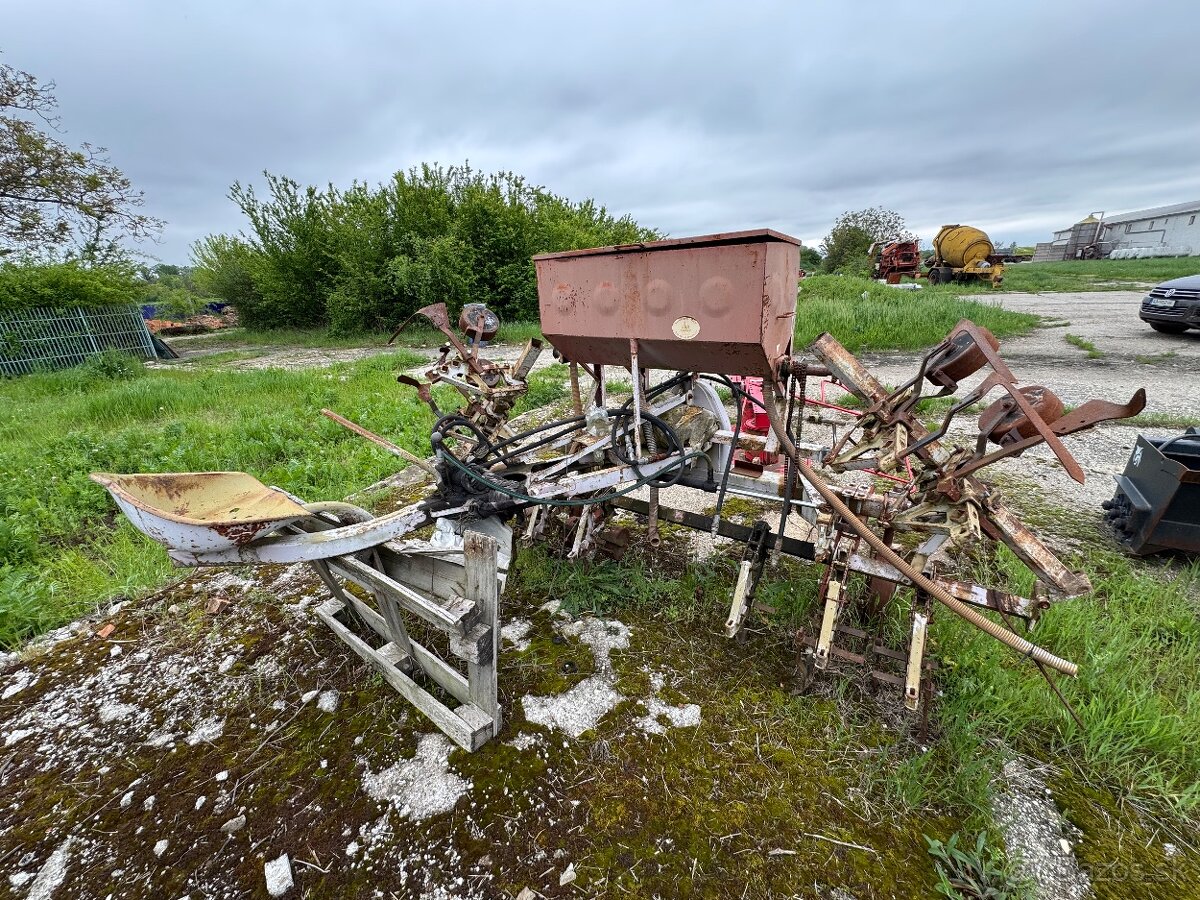 Predávam plášte disky kolesá na Poľno náradie stroje - 8