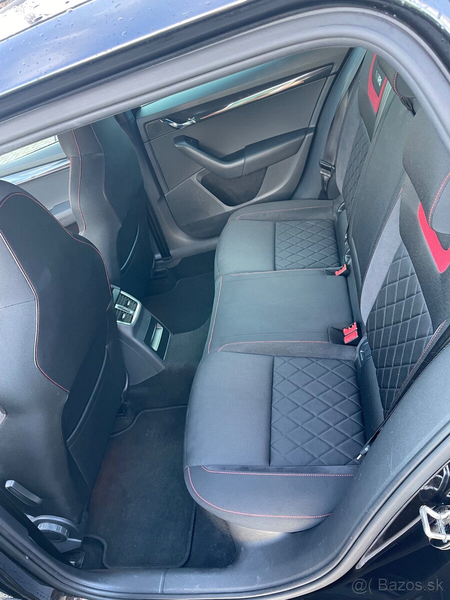 Škoda Octavia lll VRS 2.0TDI - 8