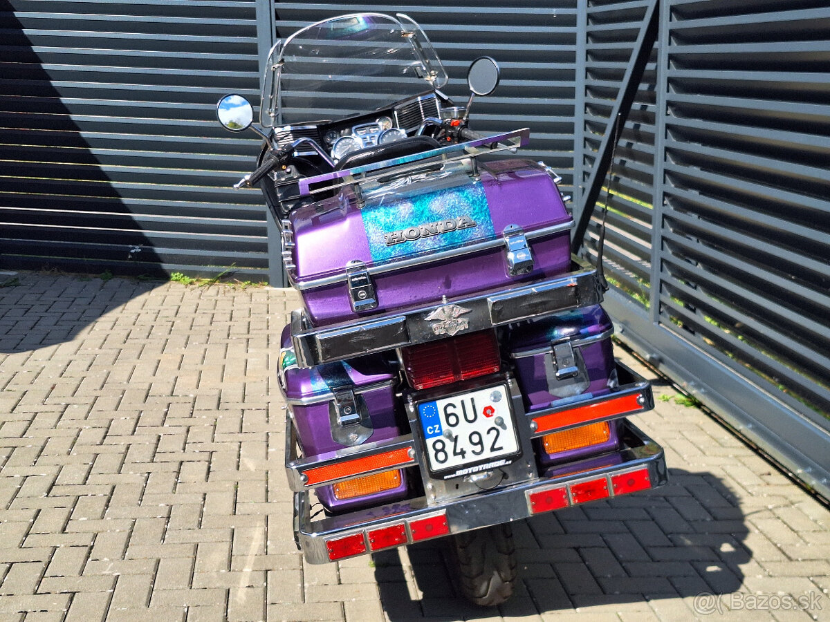 HONDA GL1100 GOLDWING - 8