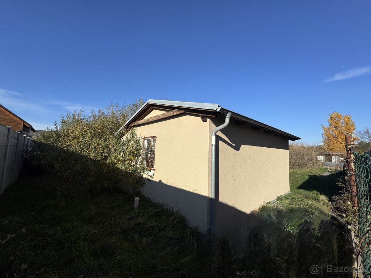 Záhrada 626 m2 v peknej lokalite v Rači na Žabom Majeri za s - 8