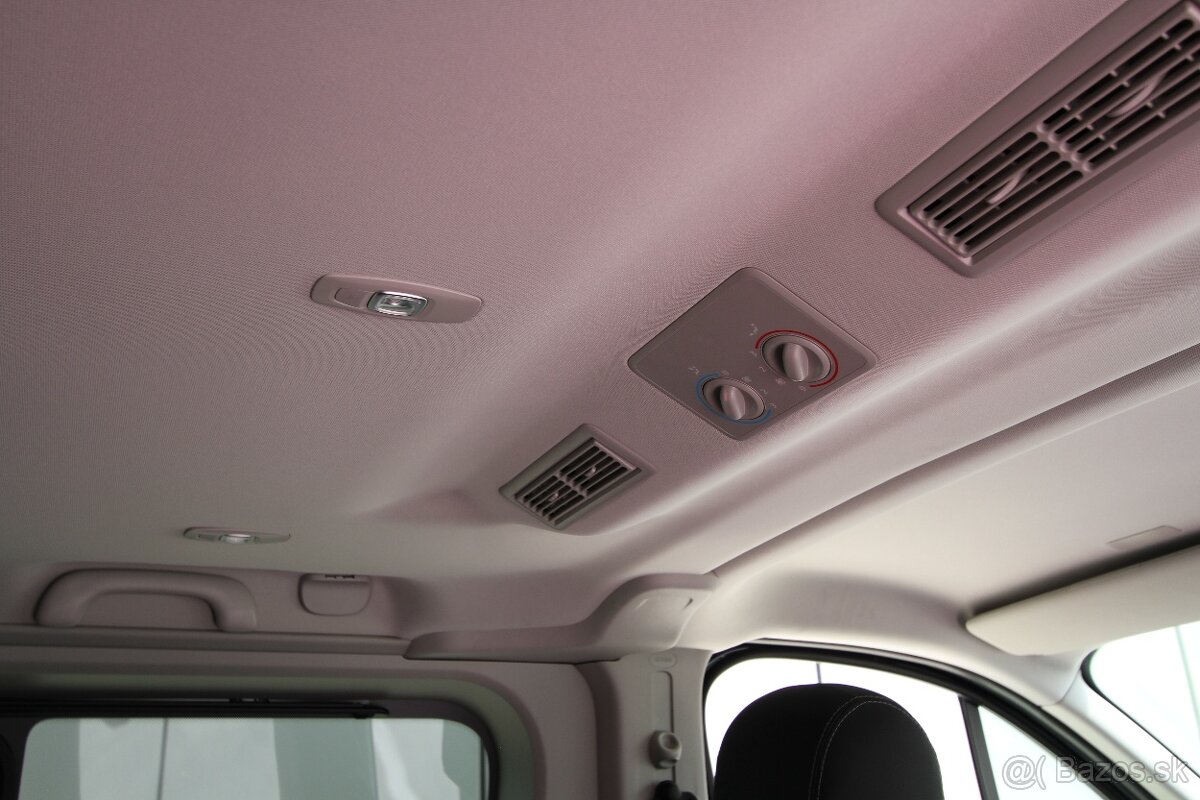 Renault Trafic SpaceClass 2025 - PRENÁJOM - 8