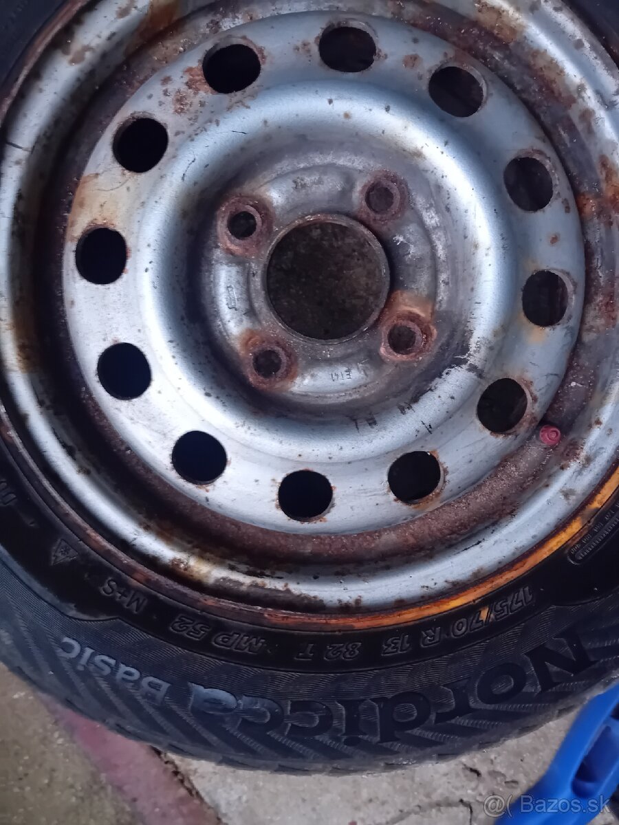 Plechové disky na zimnych - 8