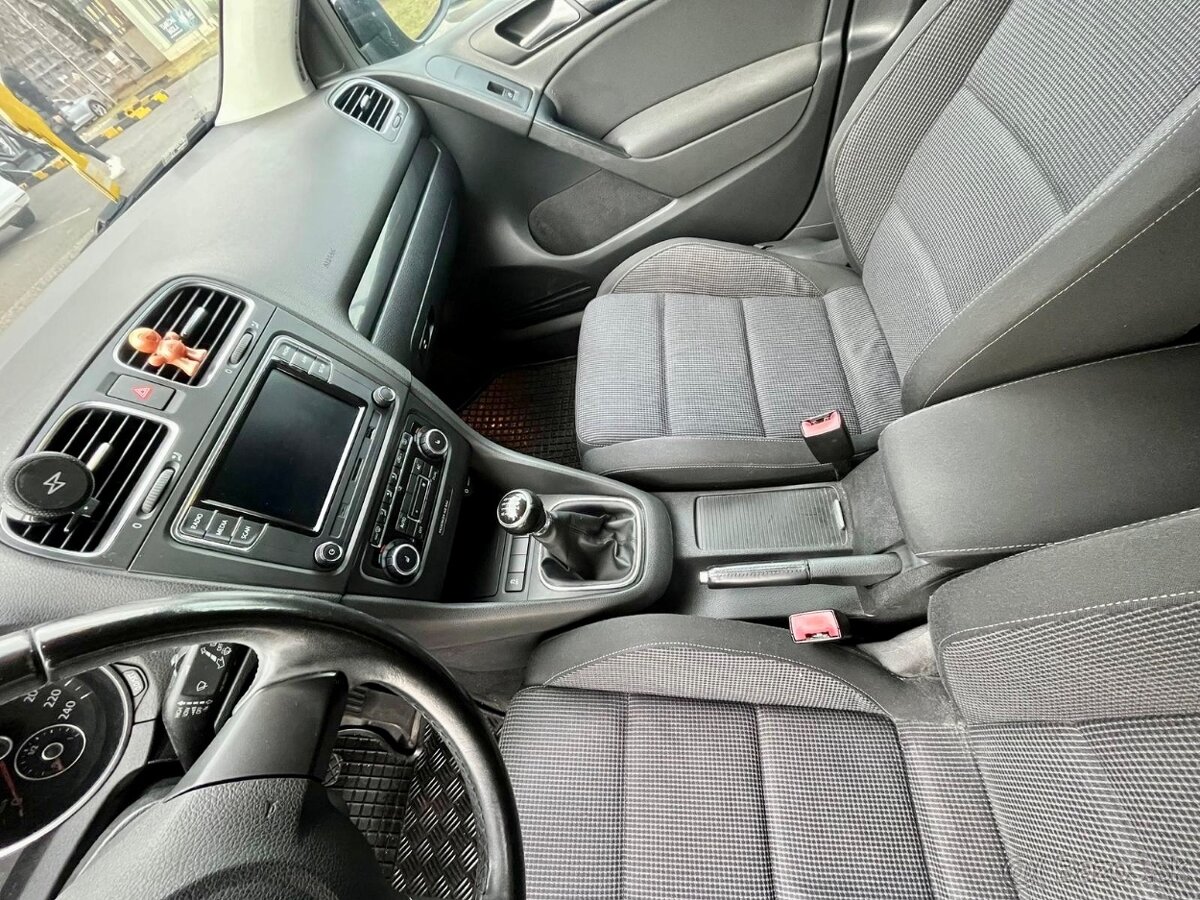 Predám Volkswagen Golf VI - 8