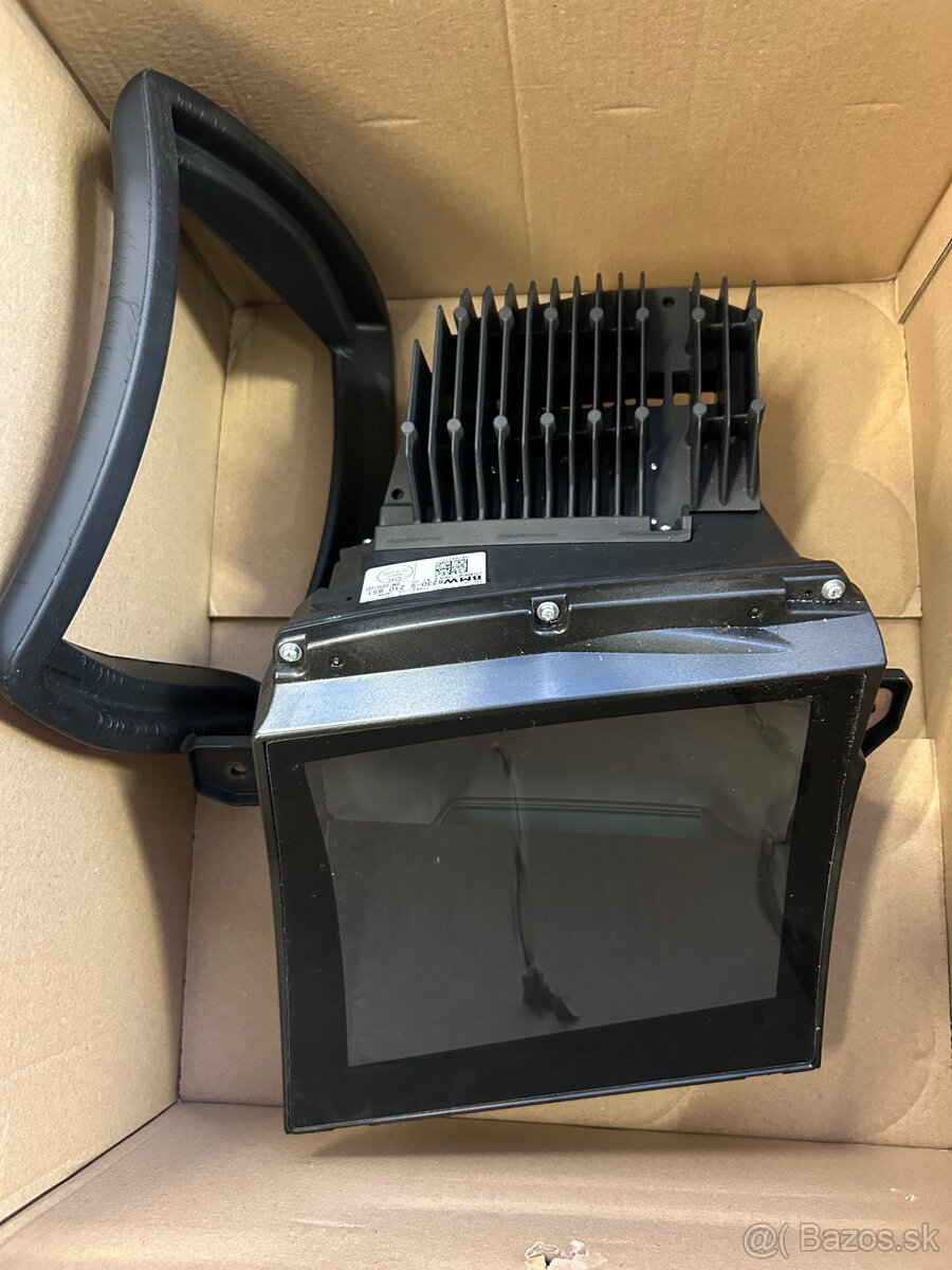 BMW 7 F01 NÁHRADNÉ DIELY - 8