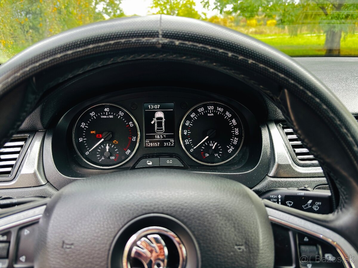 Škoda rapid 1,2tsi - 8