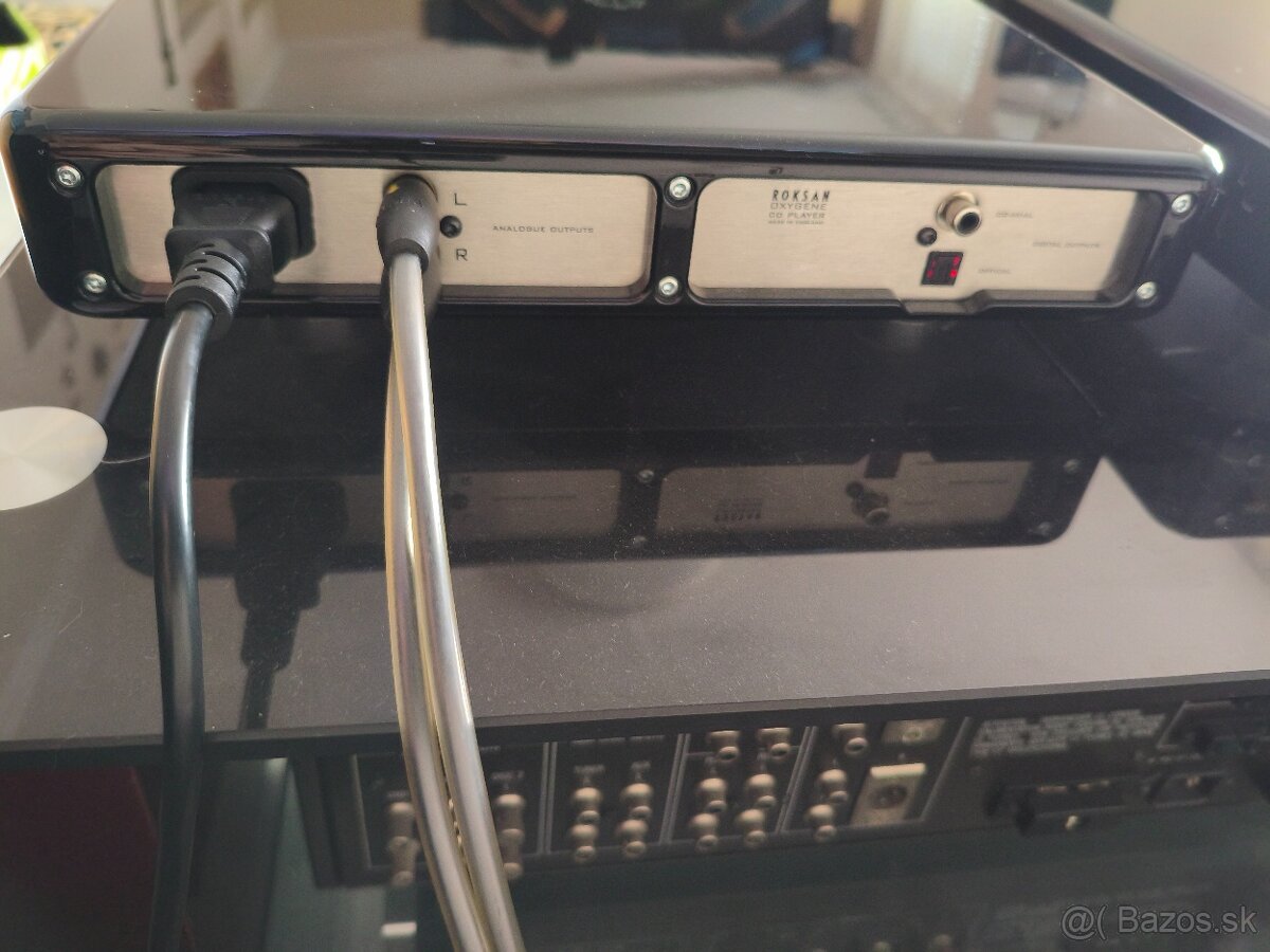 Roksan Oxigene Black zosilňovač+cd - 8