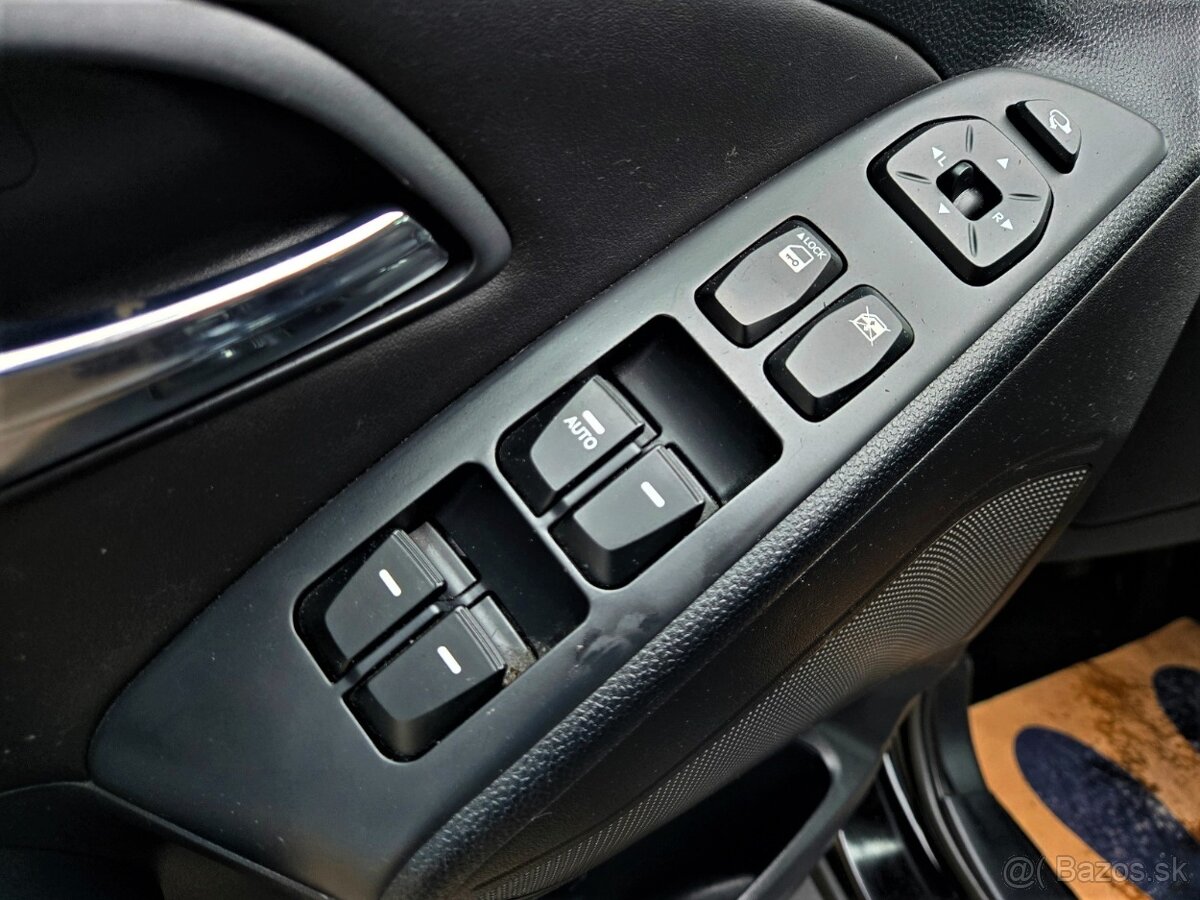 Hyundai IX35 2.0CRDI 4x4 - 8