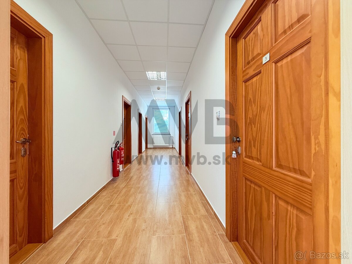 ADMINISTRATÍVNO‑TECHNOLOGICKÉ CENTRUM V MARCELOVEJ - 8