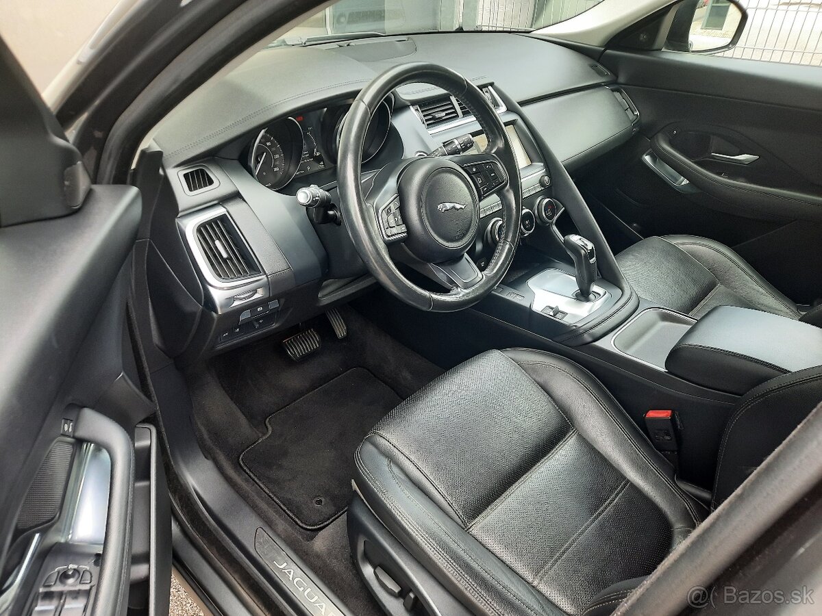 Jaguar E-Pace S AWD 2.0 D 110kW / 150 PS AT/9 4x4 - 8