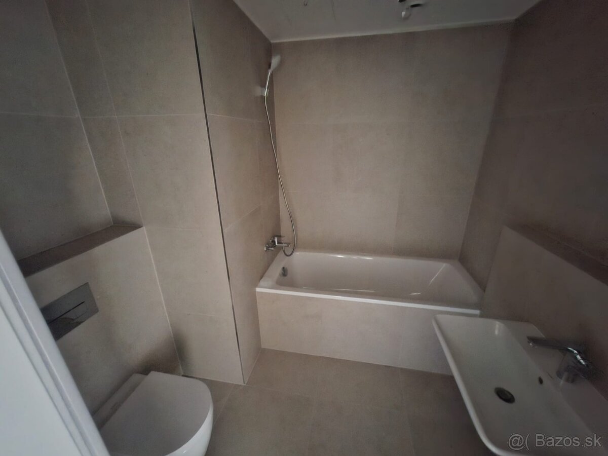 1izb novostavba Metropolis, Downtown - 8