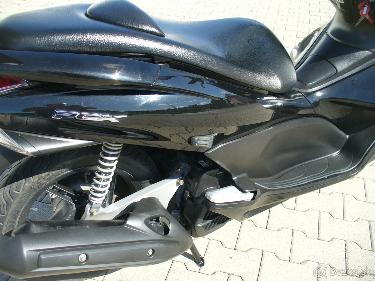 Honda PCX 125 i - 8