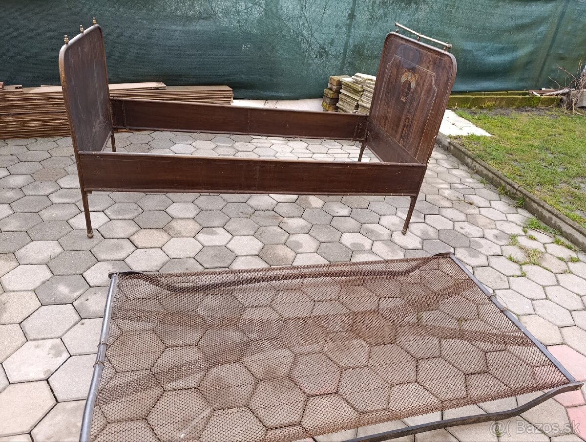 Kovová starožitna posteľ - 8