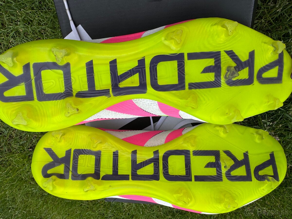 Kopačky Adidas Predátor Pro FG - 8