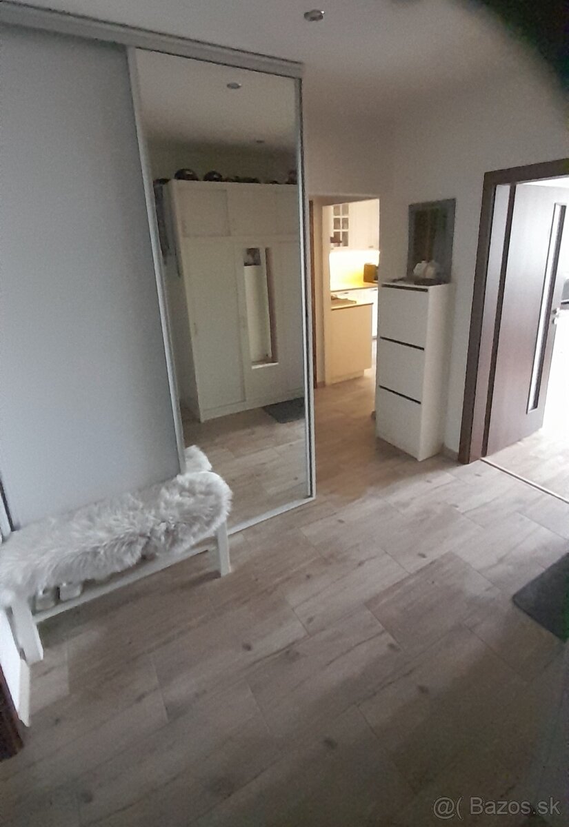 3 izb. byt s logiou na predaj - 8