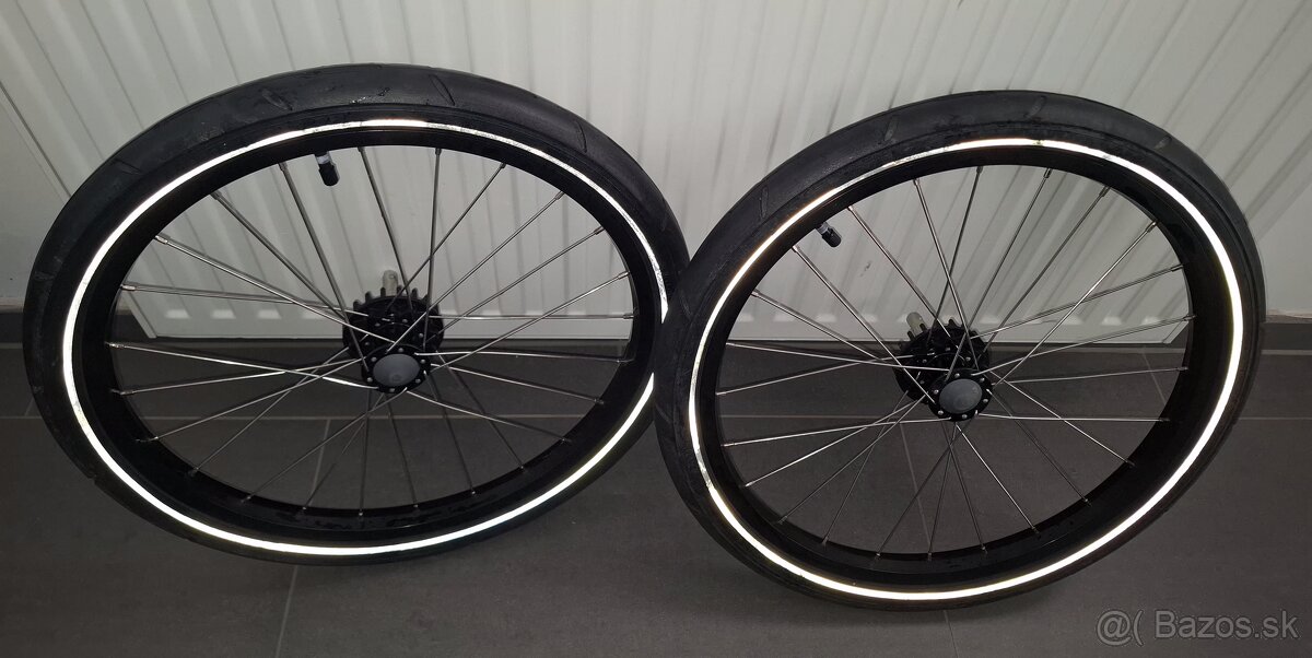 Thule Courier - 8