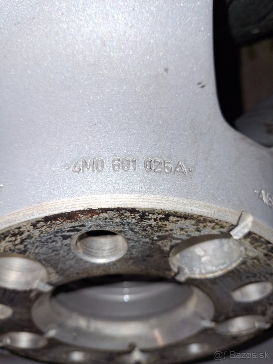 225/60 R18 zimne sada - 8