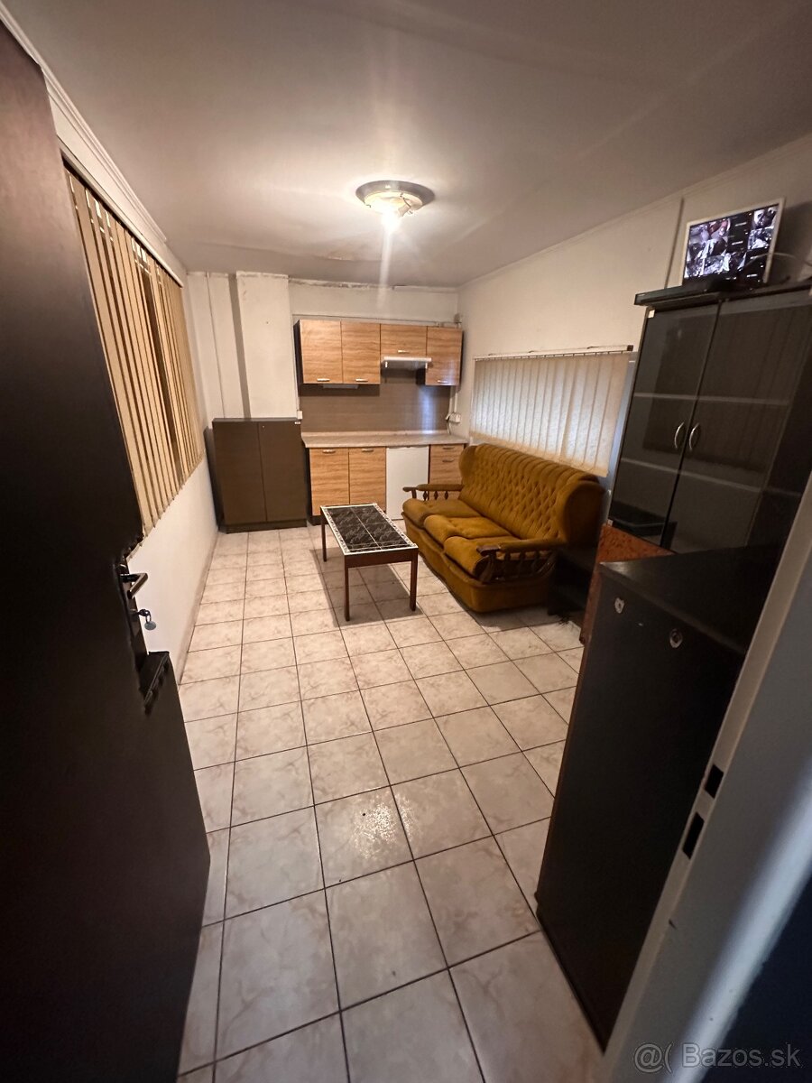 Autoservis, skladove priestory predaj - 8