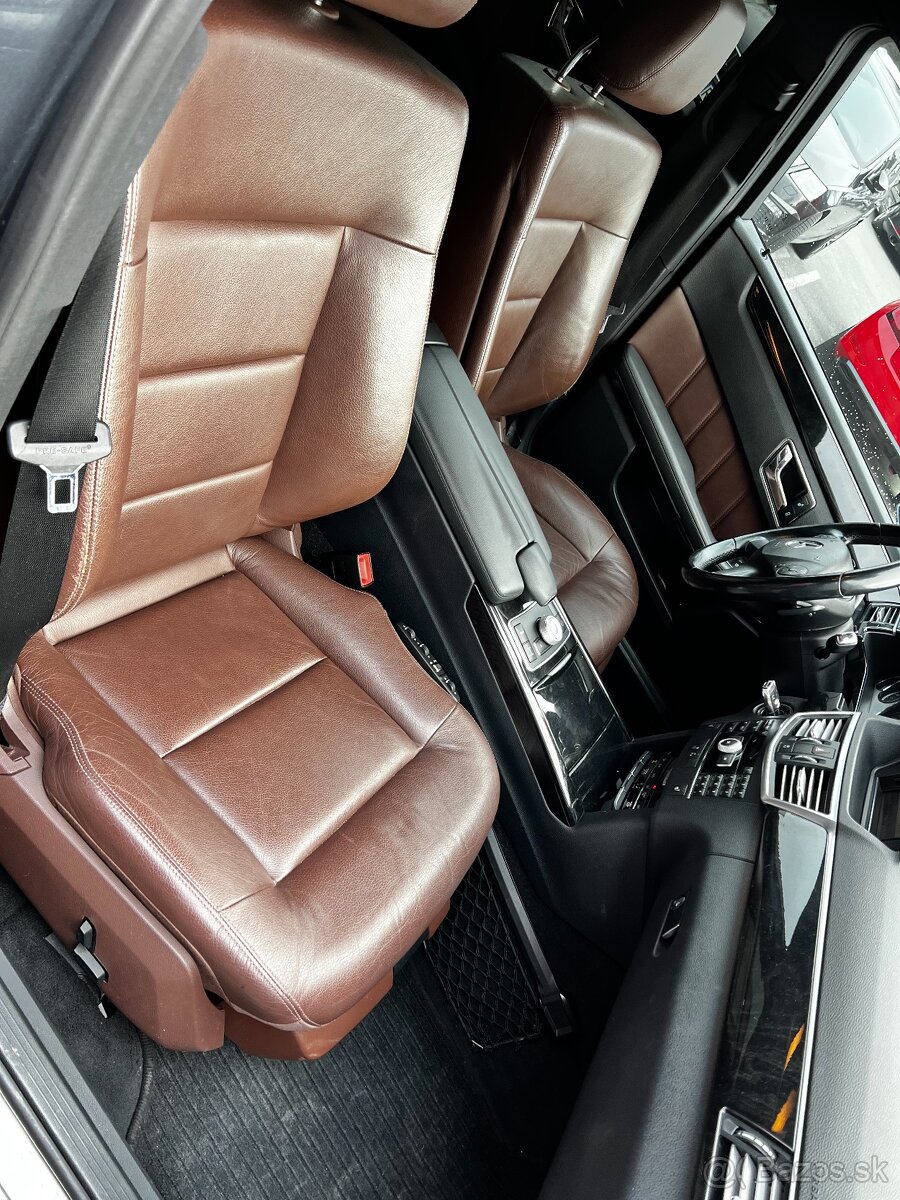 Mercedes -Benz MB E350 W212 rv2010 - 8