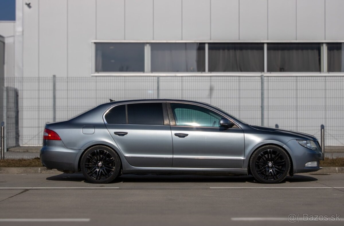Škoda Superb 3.6 , 4x4 , 191kW, A/T, A6 - 8