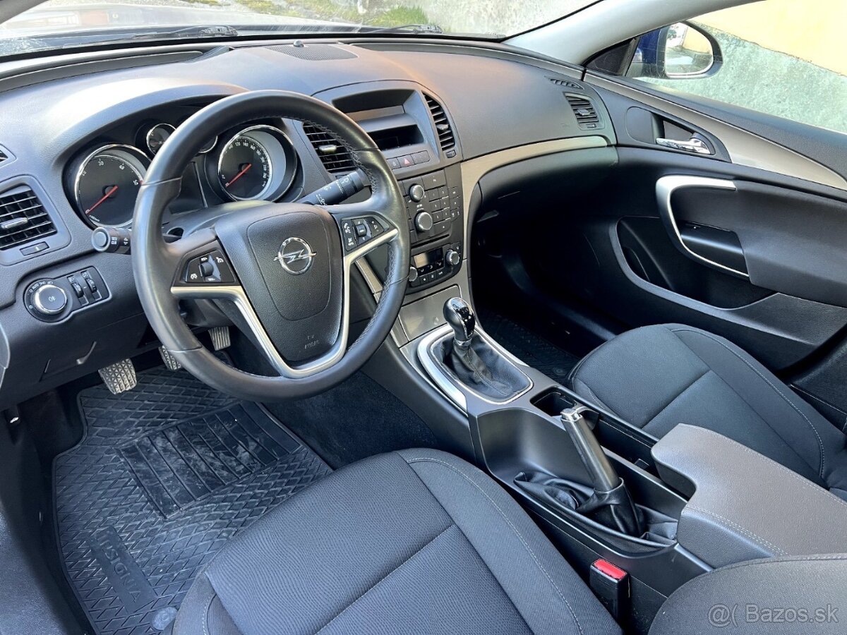 Opel Insignia 2.0 CDTI 130k Edition - 8