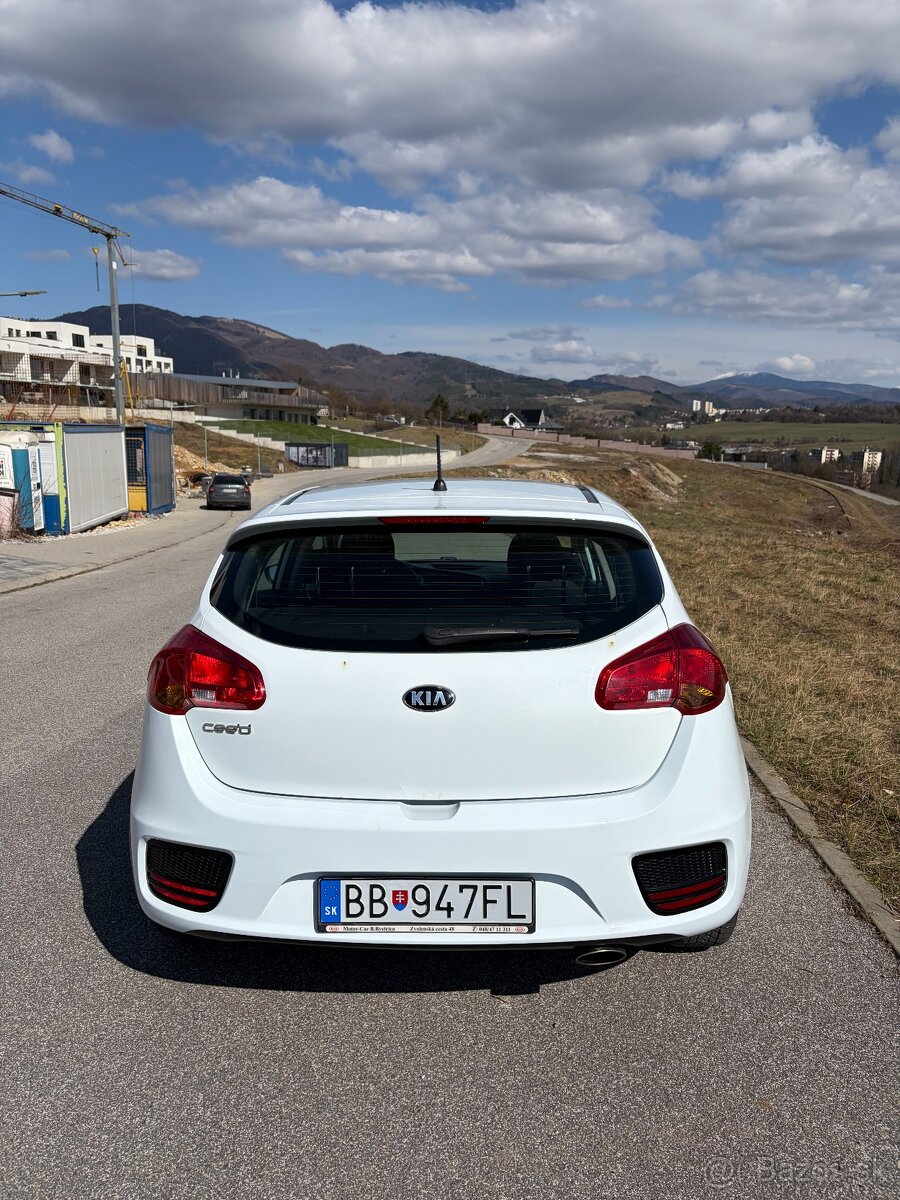 Kia Ceed 1.4, 2015, benzín - 8