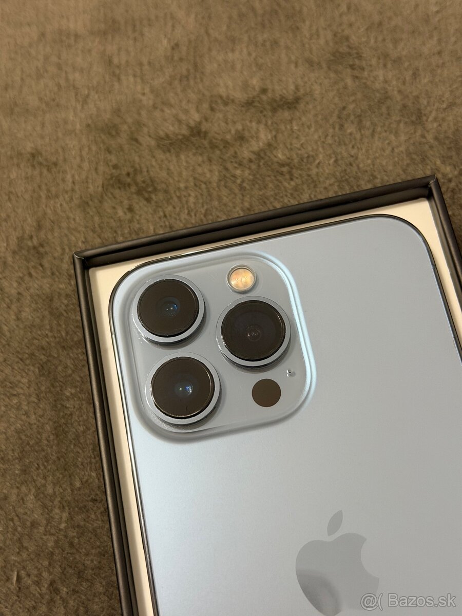 iPhone 13 Pro - 256gb - Výborný stav - 8
