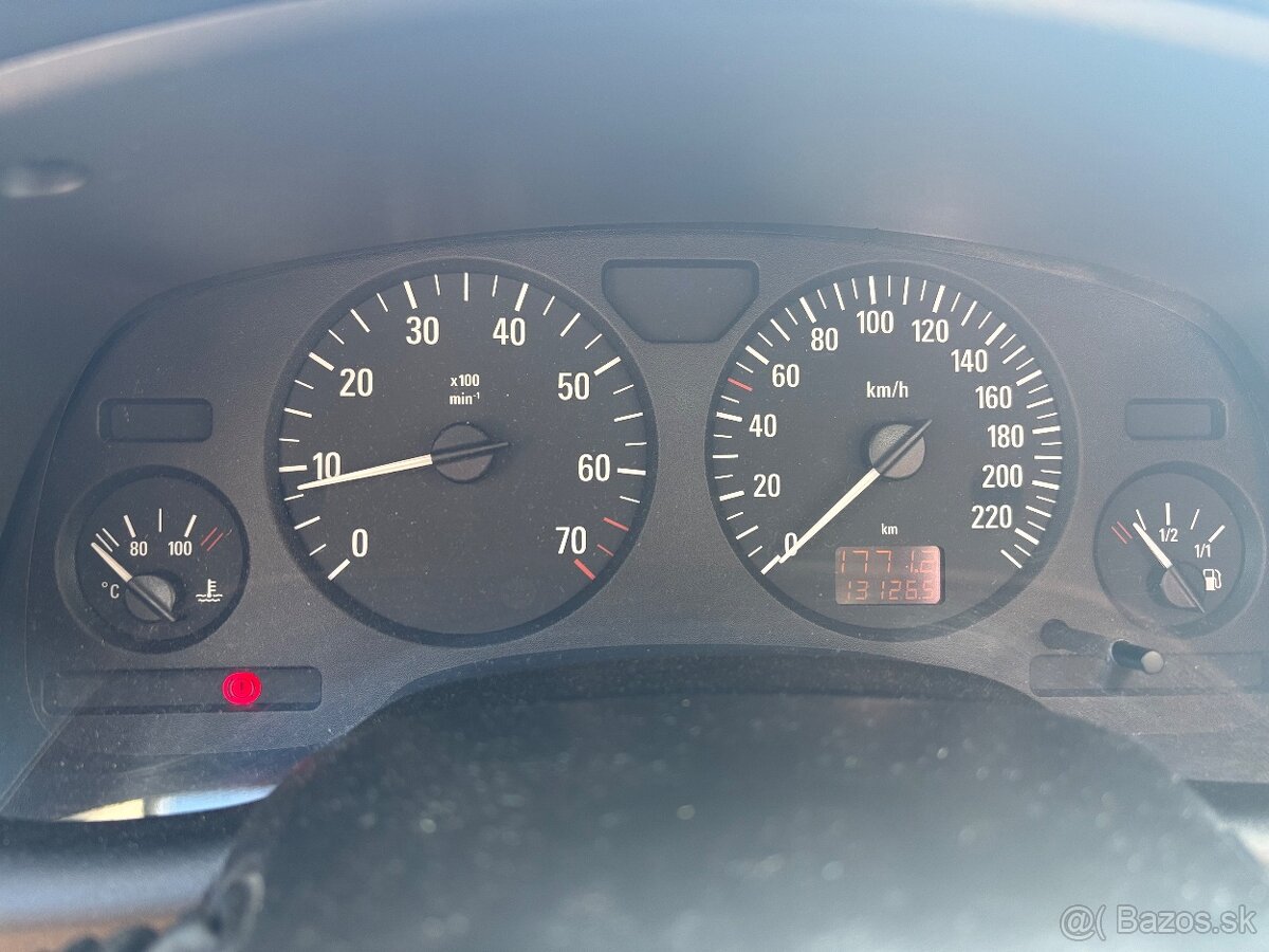 Opel Astra 2009 - 8