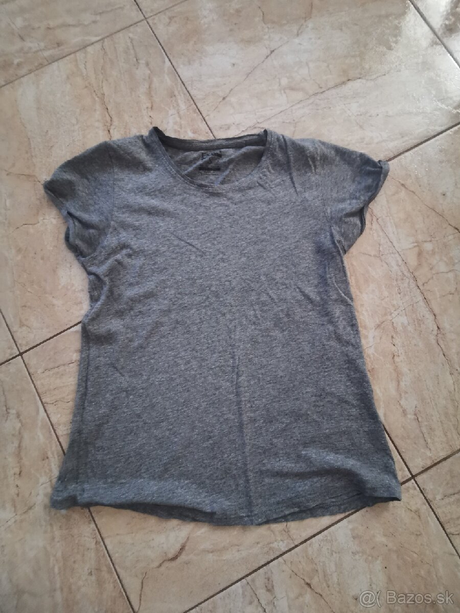 Dámske oblečenie S - 8