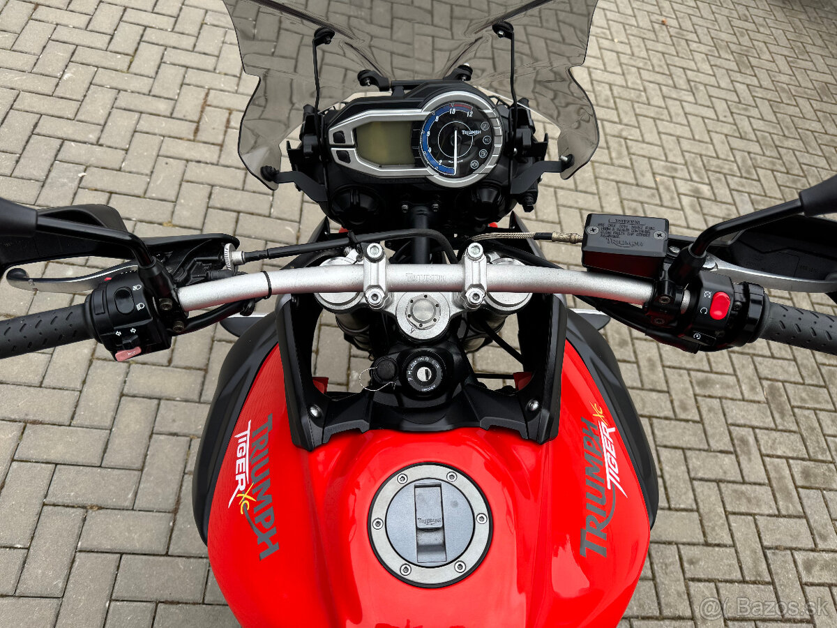 Triumph Tiger 800 XC - 8