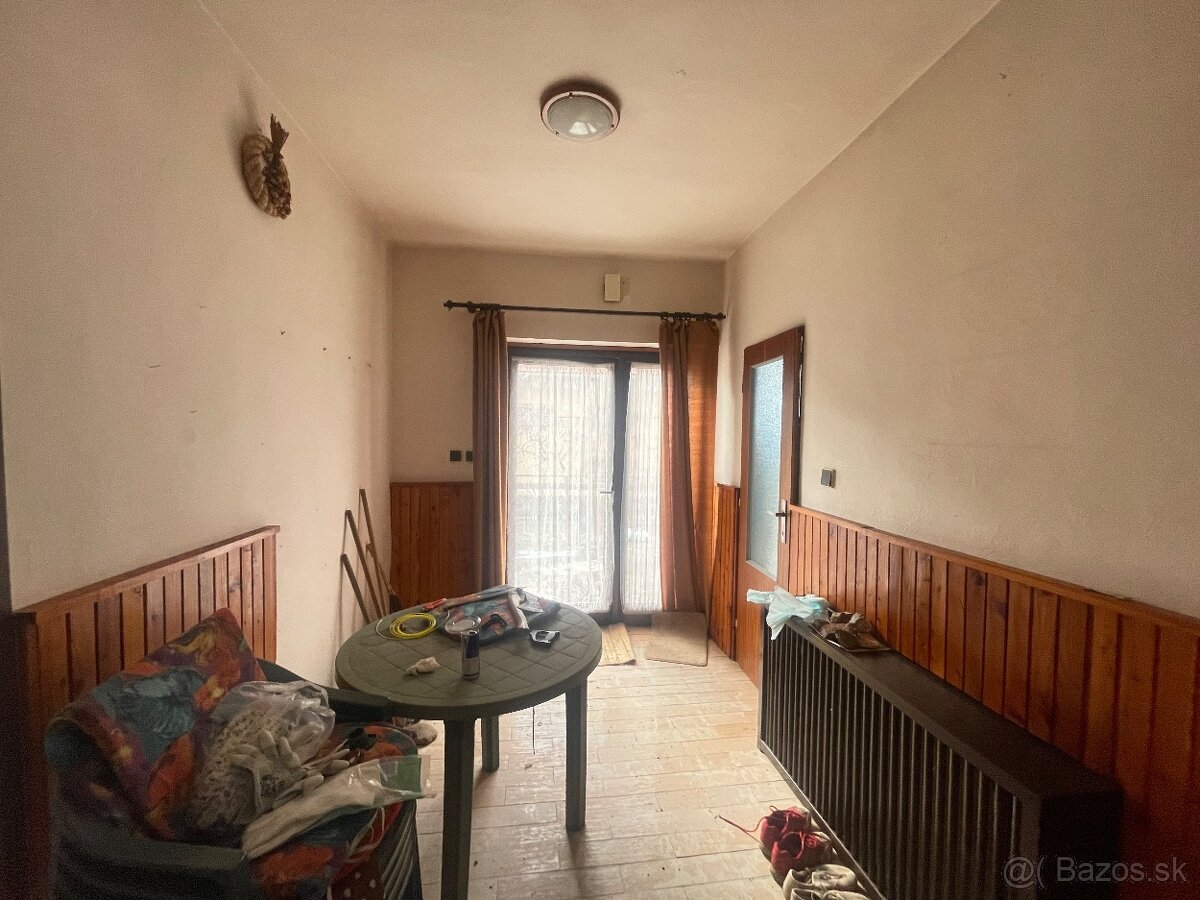 Miesto pre rodinný život 4-izbový dom s garážou v Novej Bani - 8