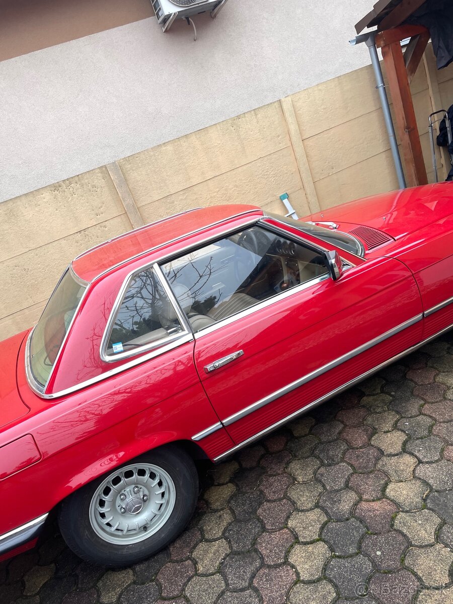Mercedes 280SL - 8