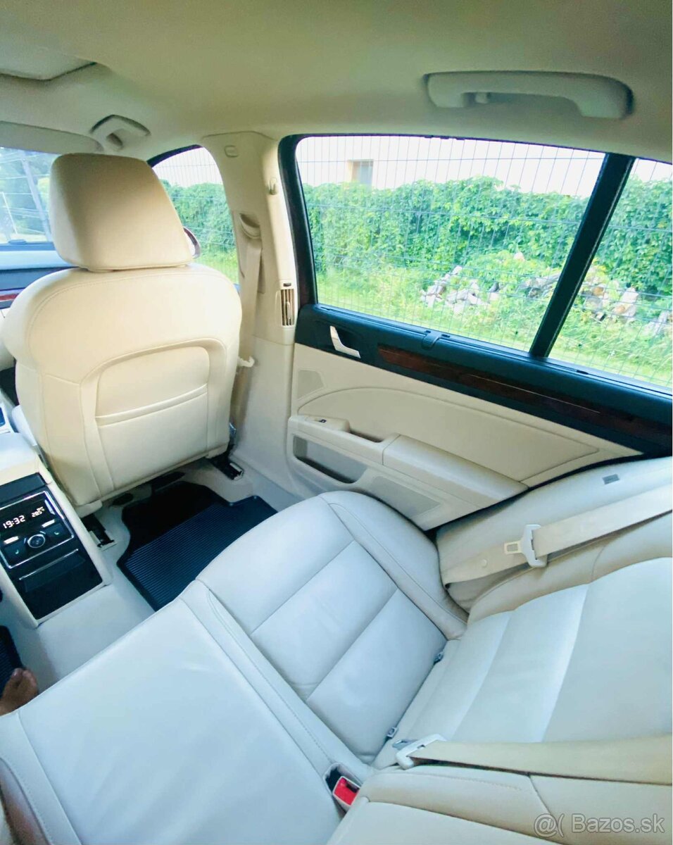Škoda Superb sedan 3.6 LPG 10€=100km v meste - 8
