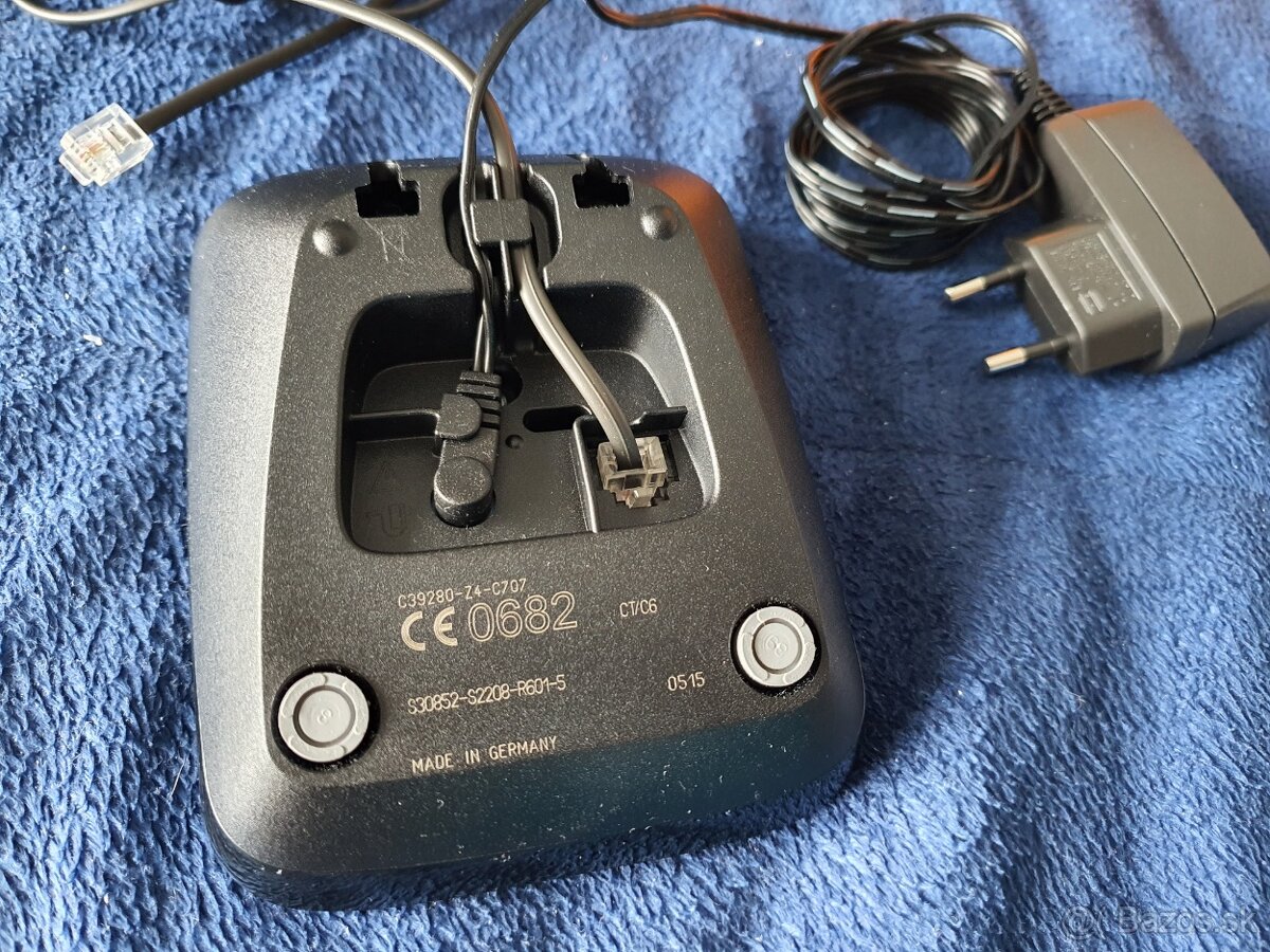 Pevná linka - prenosný, tlačítkový telefón Gigaset AS200 - 8