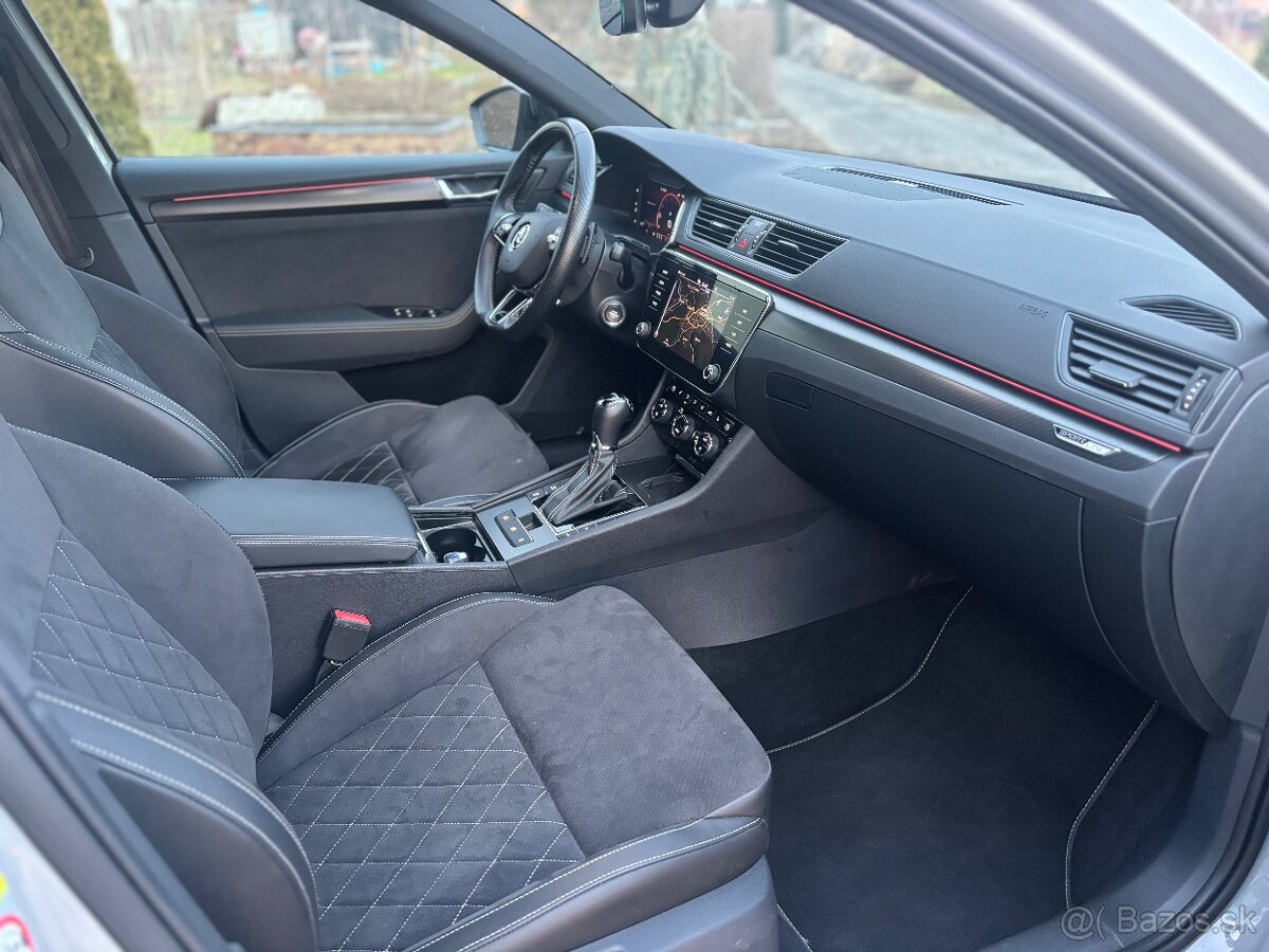 Škoda Superb Sportline - 8