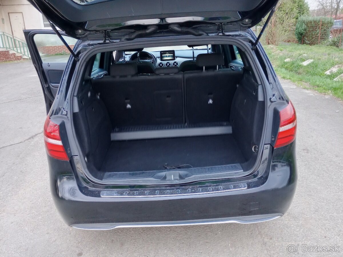 Mercedes Benz B 180 - 8