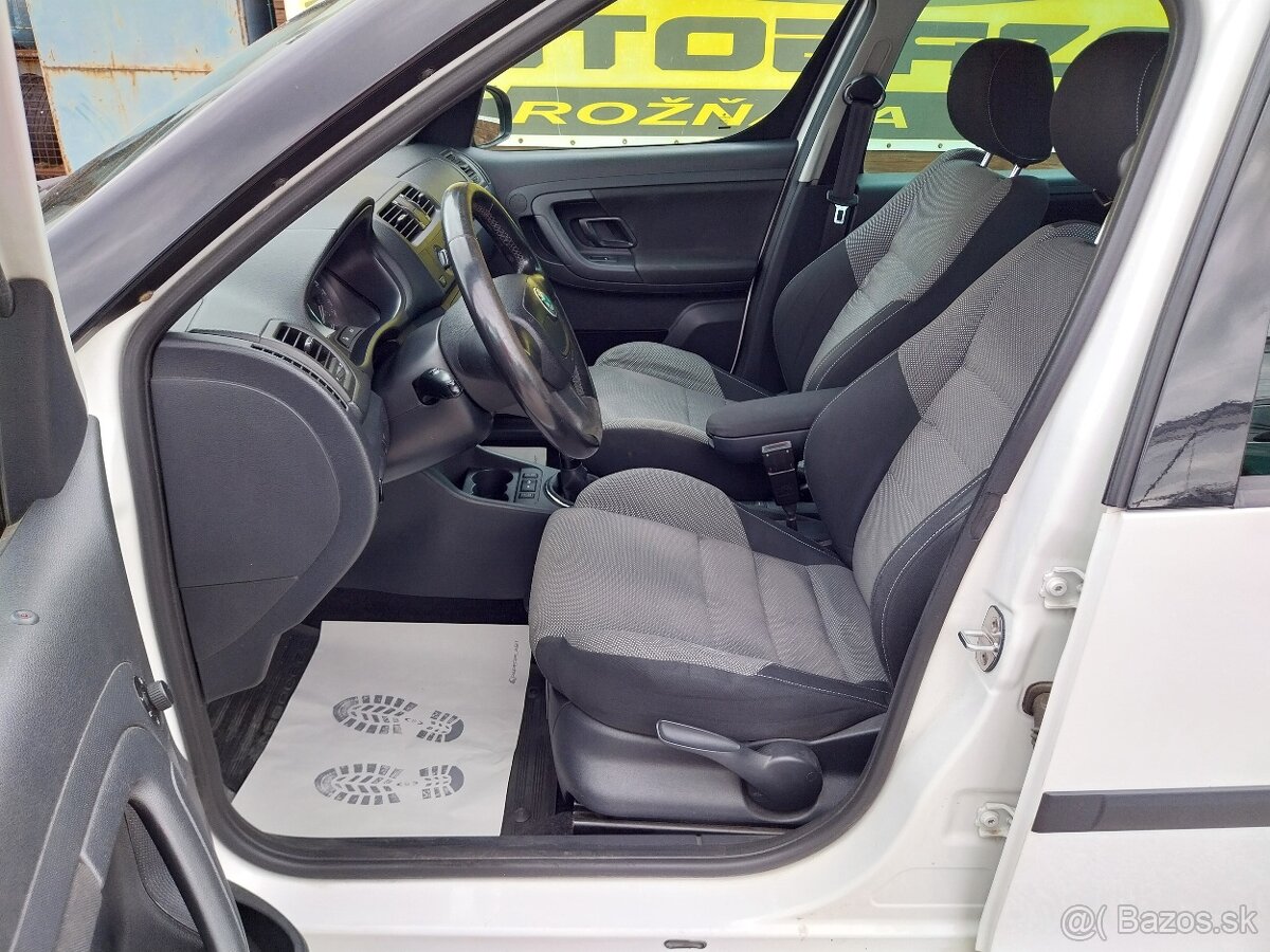 Škoda Roomster 1.2 TSI Style - 8