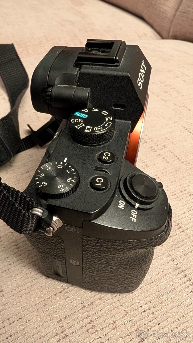 Predám Sony A7 II + obj. Tamron 35/2,8 - 8