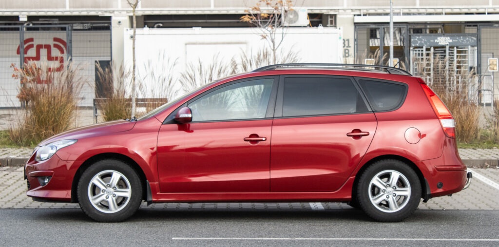 Hyundai i30 CW 80kW (2011) - 8