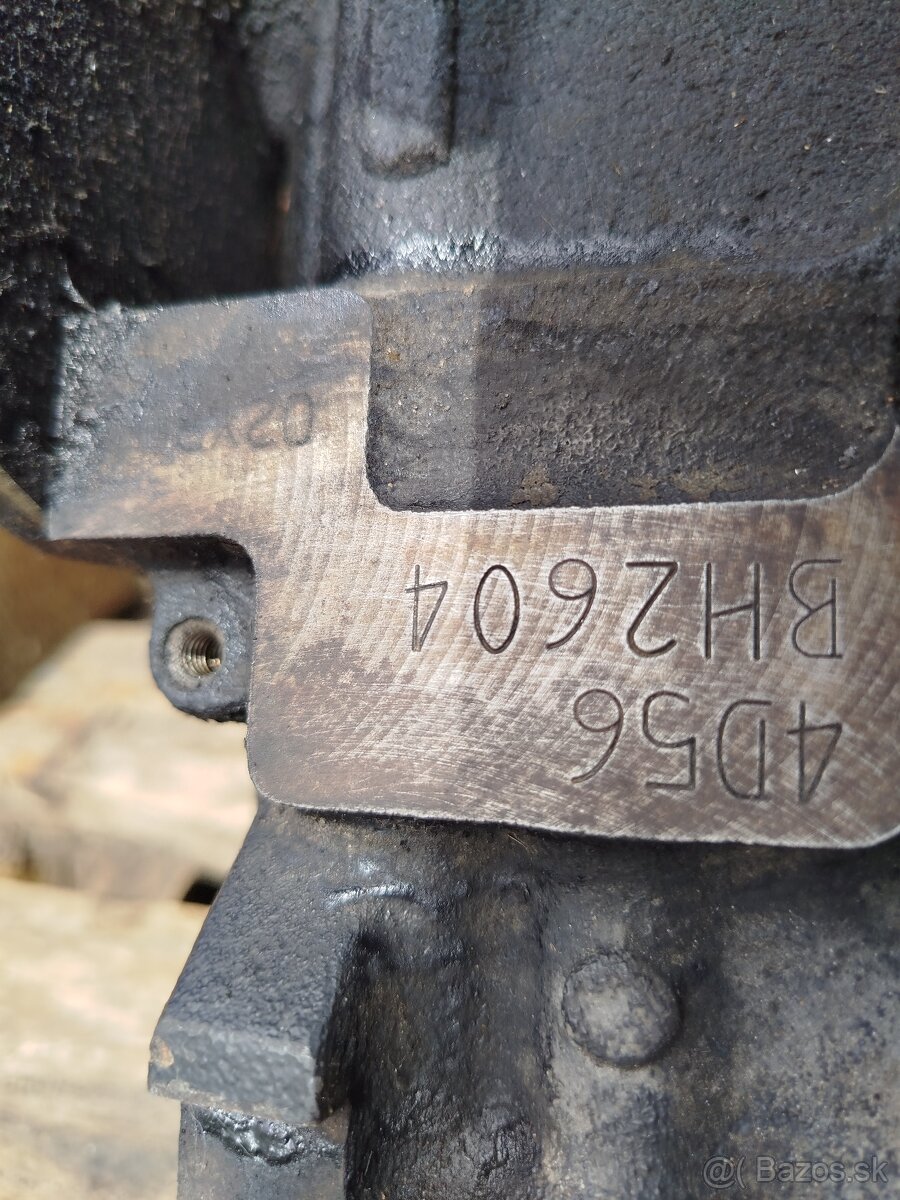 Blok motora Mitsubishi-Hyundai 2,5 TD/4D56 - 8